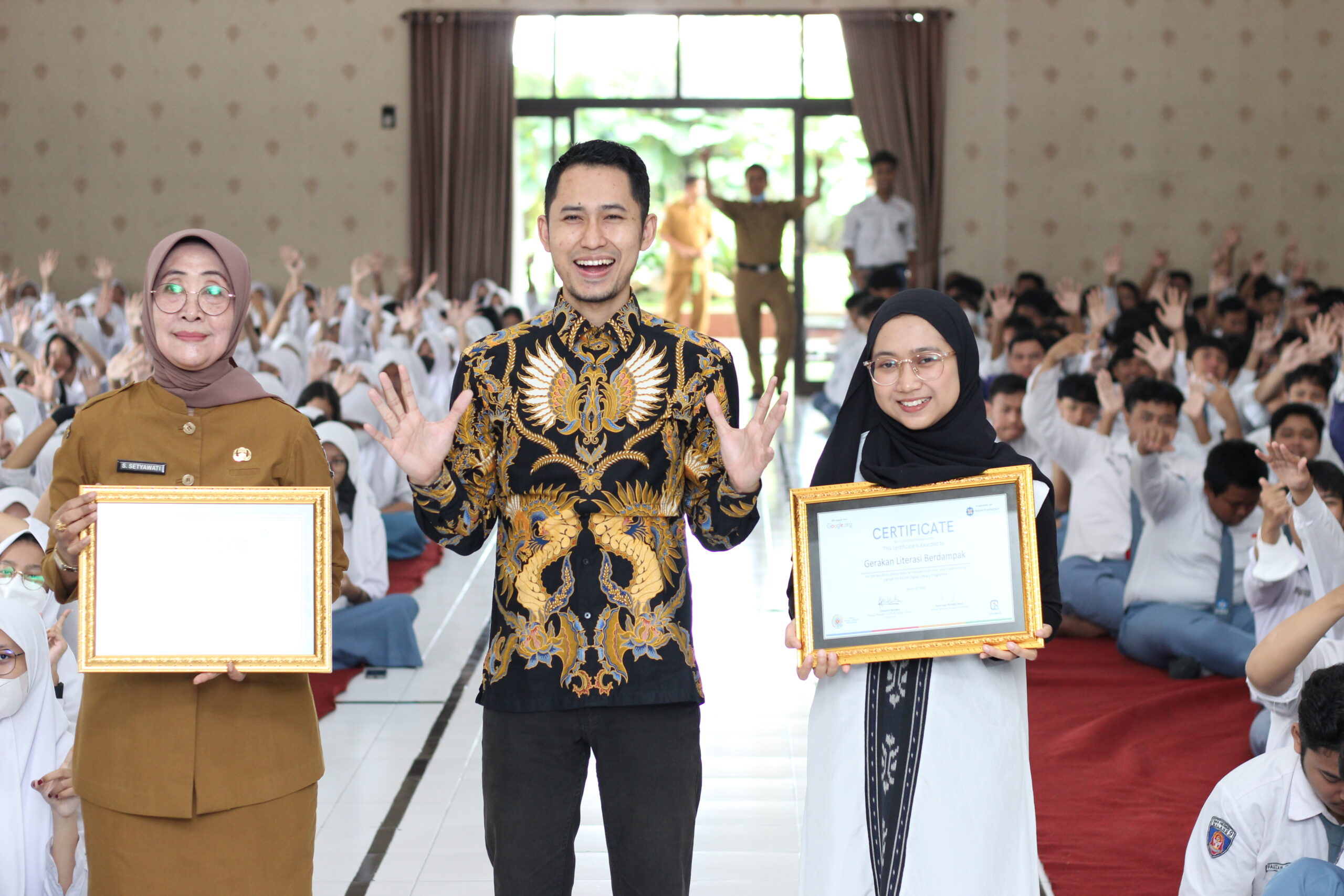 You are currently viewing <strong>Aan K Prasetia bersama T</strong>LCNESIA x <strong>Fatihunnur Foundation Berkolaborasi dengan Asean Foundation dan Google.org Adakan Asean Digital Literacy Programme </strong>